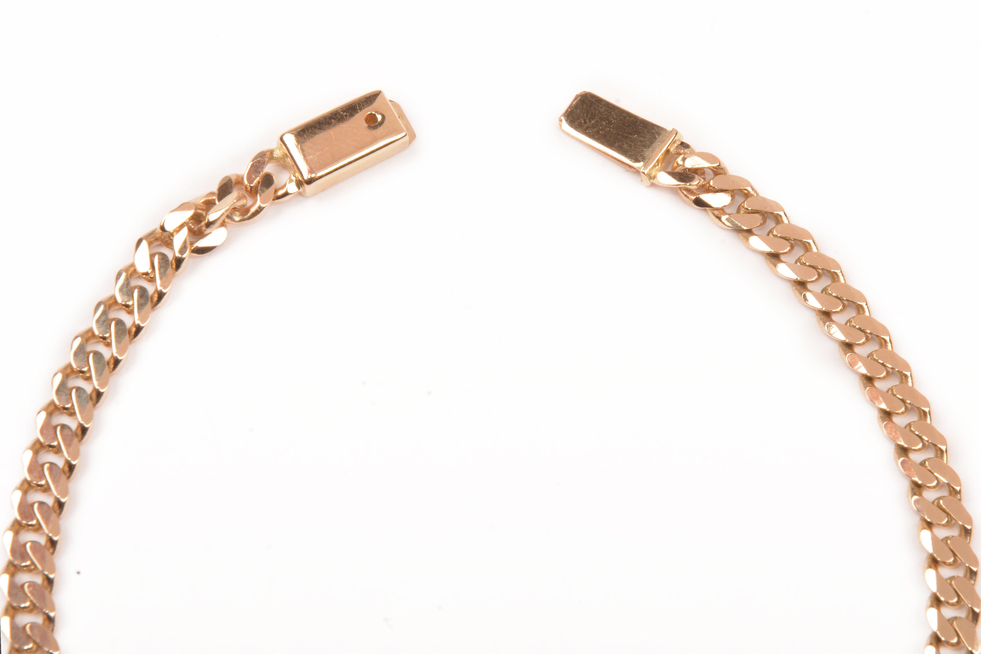 Pulsera Cubana sólida en oro de 14K