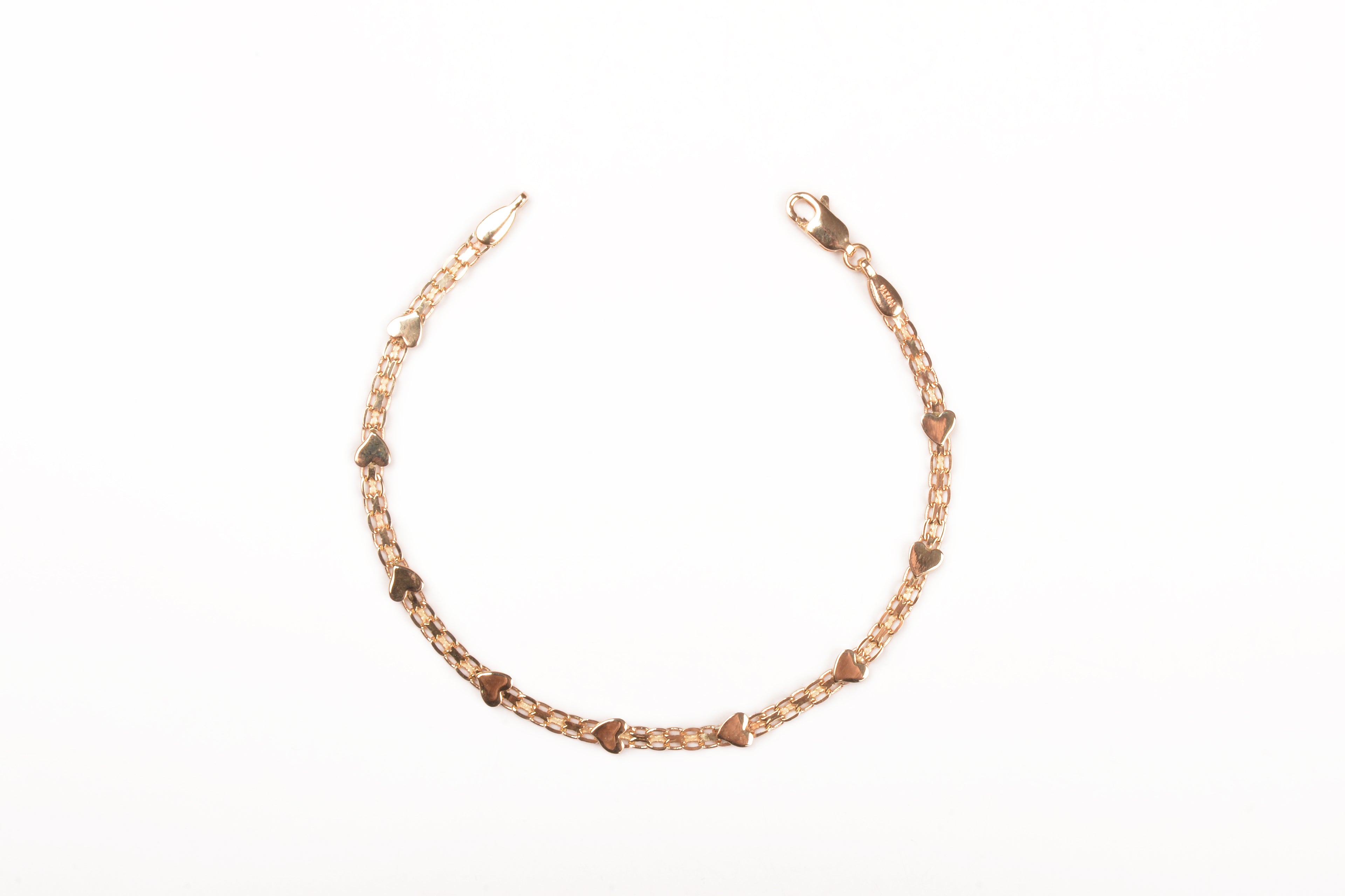 Pulsera de corazones sobre cadena fina