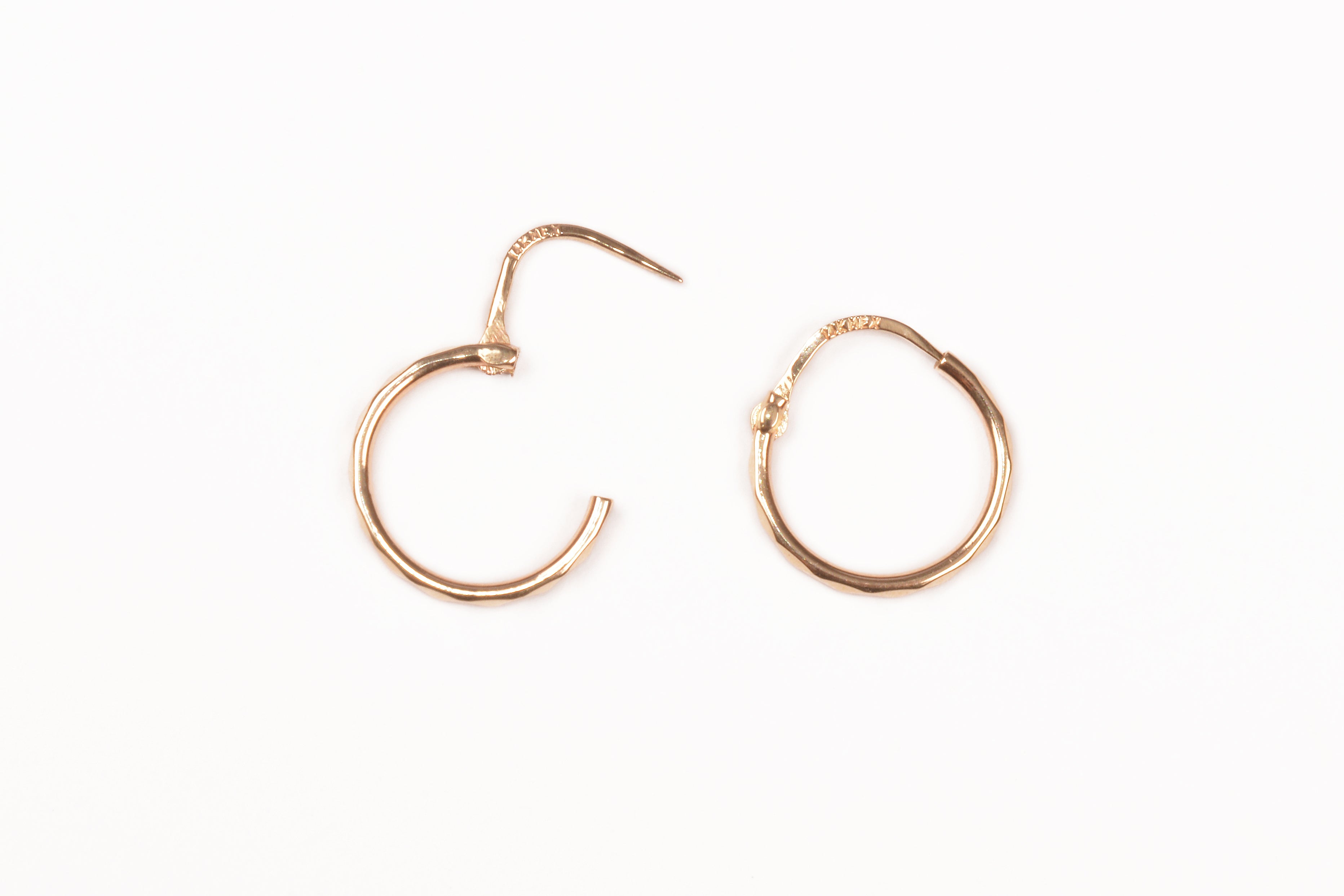 Arracadas pequeñas 14K